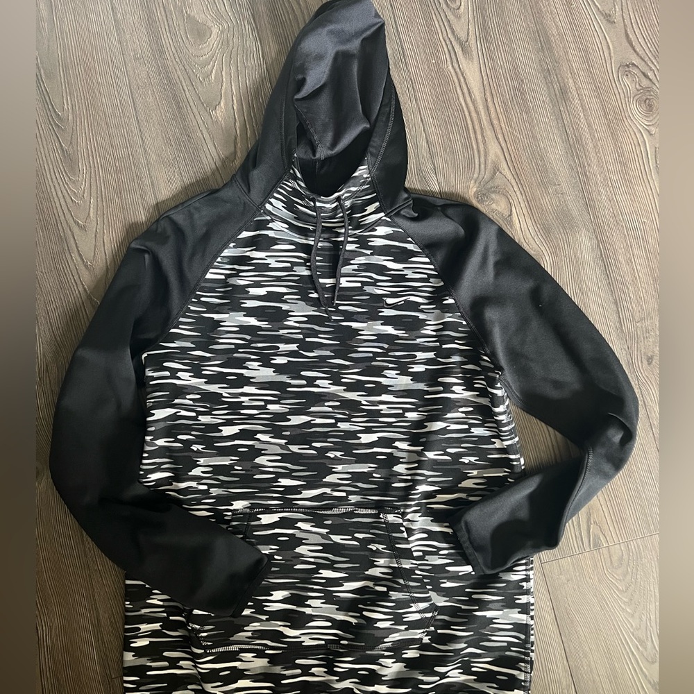 Nike Black & Gray Patterned Hoodie Sweatshirt